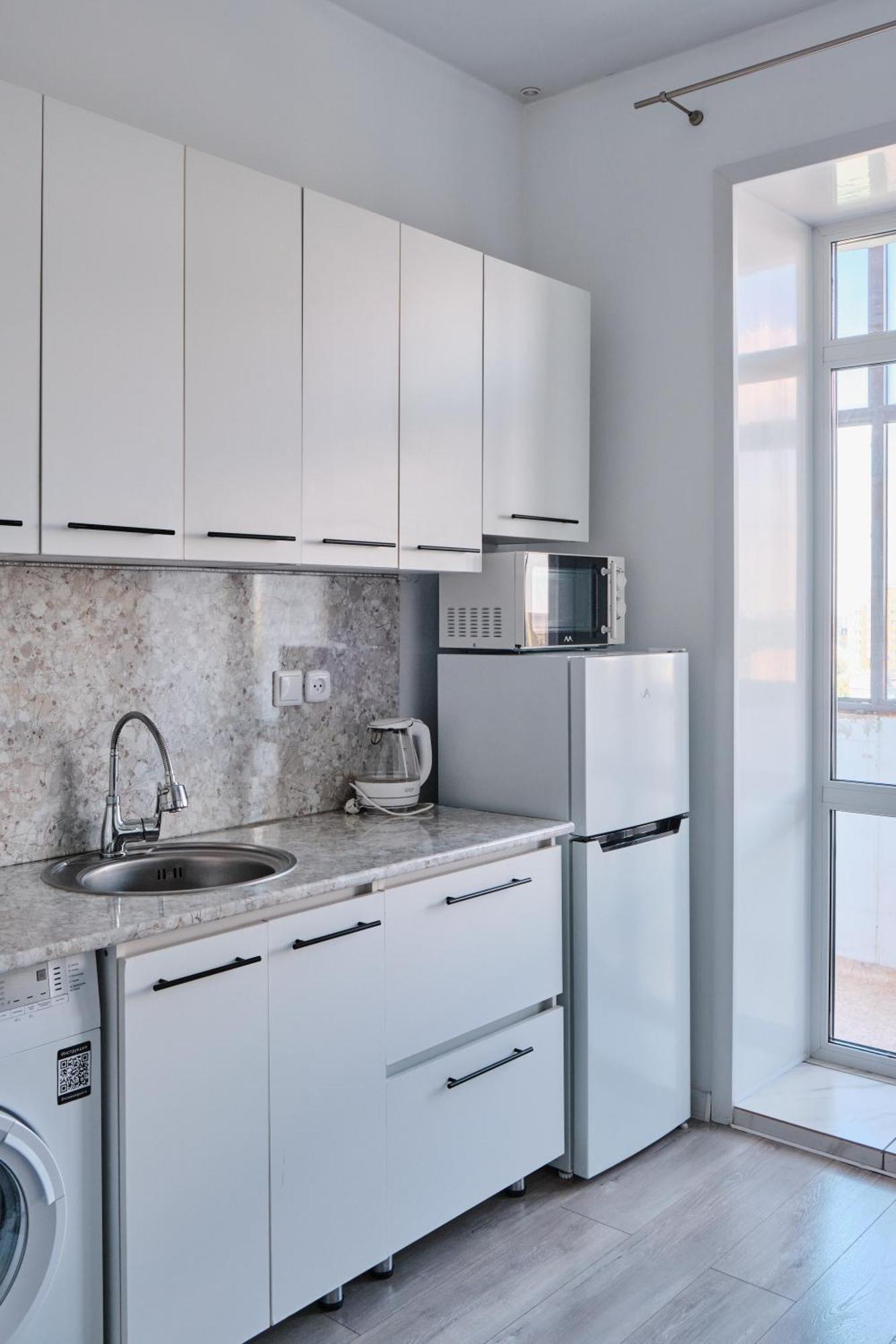 Seven City Apartments Semey Eksteriør billede