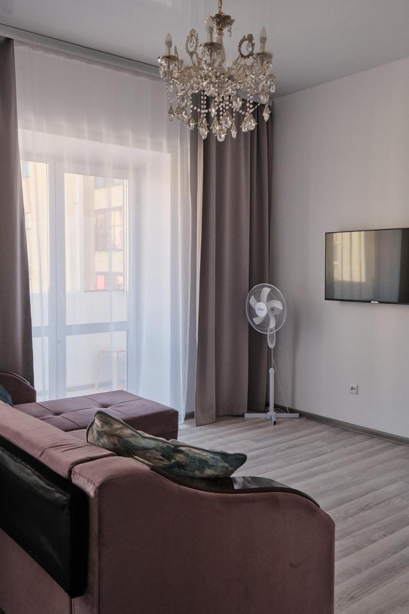 Seven City Apartments Semey Eksteriør billede