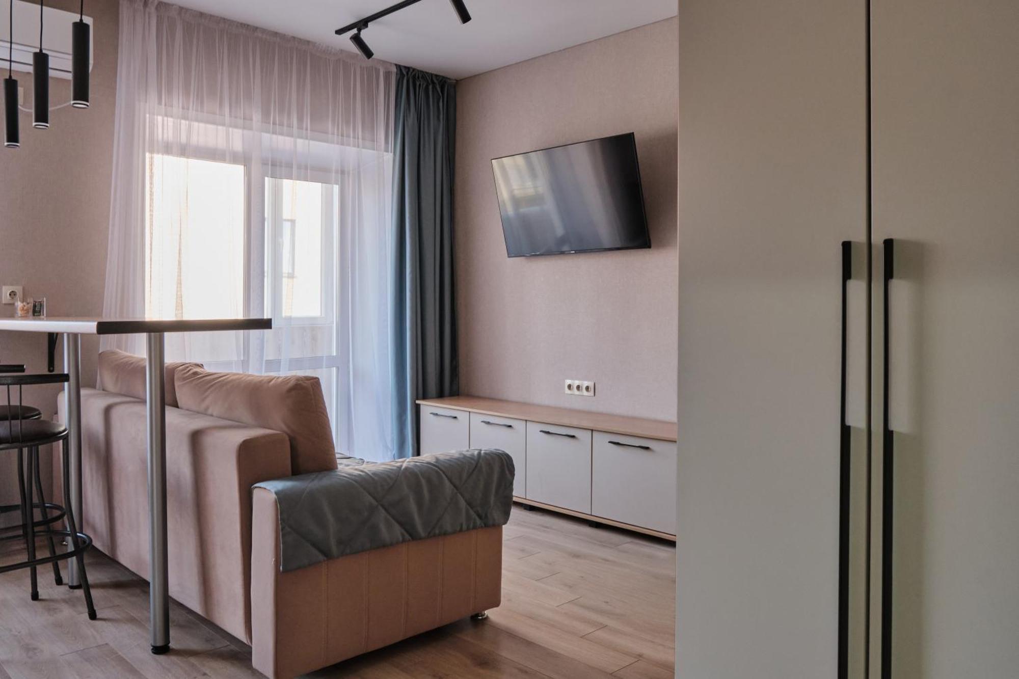Seven City Apartments Semey Eksteriør billede
